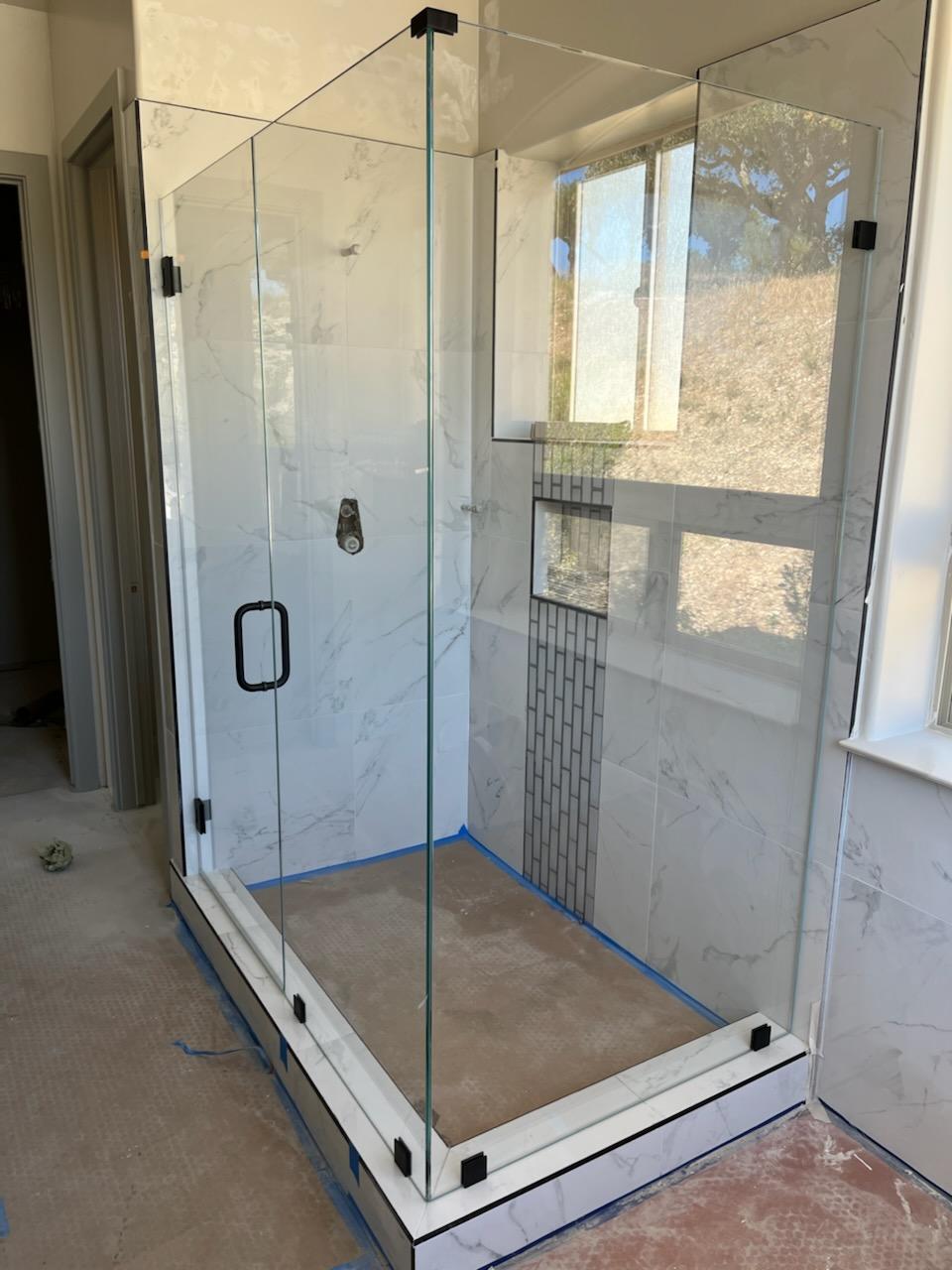 90-degree-shower-door